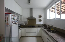 Casa com 4 Quartos à venda, 360m² no Belvedere, Belo Horizonte - Foto 9