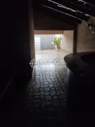 Casa com 3 Quartos à venda, 252m² no Jardim Holanda, Uberlândia - Foto 3