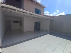 Casa com 5 Quartos à venda, 226m² no Cidade dos Funcionários, Fortaleza - Foto 3