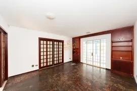Casa com 3 Quartos à venda, 200m² no Santa Felicidade, Curitiba - Foto 2