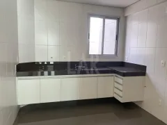 Apartamento com 4 Quartos para alugar, 201m² no Palmares, Belo Horizonte - Foto 16