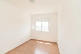 Apartamento com 3 Quartos para alugar, 66m² no Humaitá, Porto Alegre - Foto 13