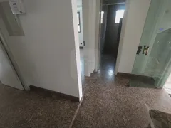 Sobrado com 4 Quartos para alugar, 425m² no Vigilato Pereira, Uberlândia - Foto 7