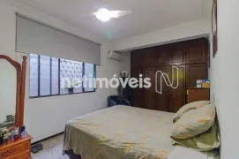 Casa com 4 Quartos para alugar, 250m² no João Pinheiro, Belo Horizonte - Foto 7