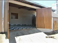 Casa de Vila com 2 Quartos à venda, 300m² no Maravilha, Uberlândia - Foto 2