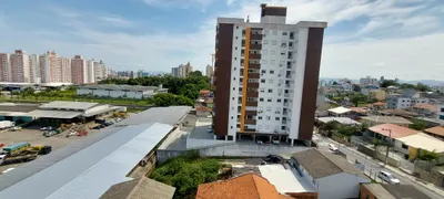 Apartamento com 2 Quartos à venda, 67m² no Barreiros, São José - Foto 27