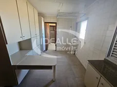 Apartamento com 4 Quartos para alugar, 222m² no Rebouças, Curitiba - Foto 9