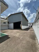 Galpão / Depósito / Armazém para venda ou aluguel, 740m² no Novo Cavaleiro, Macaé - Foto 3