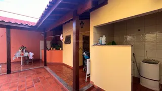 Casa com 3 Quartos à venda, 283m² no Centro, Araraquara - Foto 24