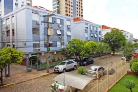 Apartamento com 2 Quartos à venda, 71m² no Jardim Planalto, Porto Alegre - Foto 19
