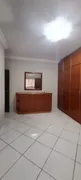 Casa de Condomínio com 3 Quartos para alugar, 235m² no Jardim Itália, Cuiabá - Foto 12