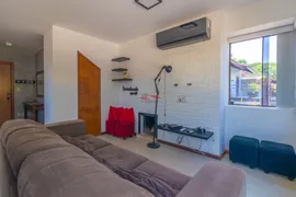 Apartamento com 2 Quartos à venda, 81m² no Passo da Areia, Porto Alegre - Foto 2
