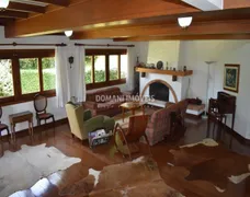 Casa com 3 Quartos à venda, 251m² no Capivari, Campos do Jordão - Foto 12