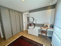 Apartamento com 3 Quartos para alugar, 250m² no Chácara Santo Antônio, São Paulo - Foto 13