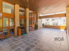 Apartamento com 2 Quartos para alugar, 130m² no Rio Branco, Porto Alegre - Foto 23