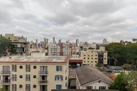 Apartamento com 2 Quartos para alugar, 78m² no Centro, Curitiba - Foto 4