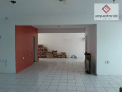 Casa com 8 Quartos à venda, 480m² no Benfica, Fortaleza - Foto 9