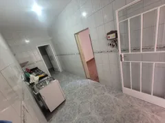 Casa com 2 Quartos para alugar, 120m² no Heliópolis, Belo Horizonte - Foto 43