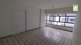 Apartamento com 3 Quartos para alugar, 210m² no Meireles, Fortaleza - Foto 29