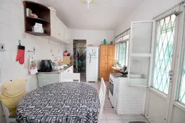 Casa com 4 Quartos à venda, 218m² no Fátima, Canoas - Foto 11