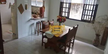 Casa com 6 Quartos para alugar, 400m² no Itaipu, Niterói - Foto 4