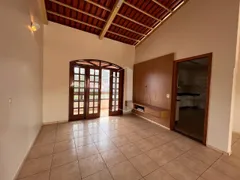 Casa com 4 Quartos para alugar, 246m² no Jardim América, Goiânia - Foto 1