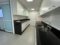 Apartamento com 4 Quartos para alugar, 300m² no Leblon, Rio de Janeiro - Foto 21