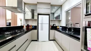 Casa com 3 Quartos à venda, 150m² no Conjunto Cafe, Londrina - Foto 4