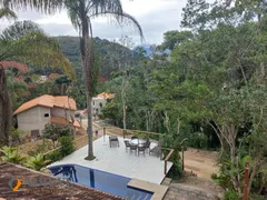 Apartamento com 3 Quartos para alugar, 125m² no Carangola, Petrópolis - Foto 2