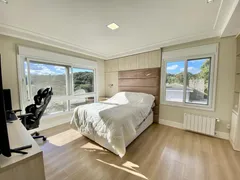 Casa de Condomínio com 3 Quartos à venda, 335m² no Saint Moritz, Gramado - Foto 18