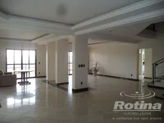 Conjunto Comercial / Sala com 5 Quartos para alugar, 800m² no Cidade Jardim, Uberlândia - Foto 8