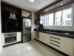 Apartamento com 3 Quartos para alugar, 111m² no Pioneiros, Balneário Camboriú - Foto 11
