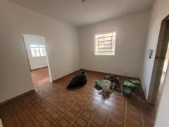 Casa com 2 Quartos para alugar, 120m² no Heliópolis, Belo Horizonte - Foto 14