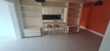 Apartamento com 2 Quartos à venda, 90m² no Vila Ipiranga, Porto Alegre - Foto 4