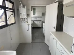 Apartamento com 3 Quartos para alugar, 140m² no Moema, São Paulo - Foto 10