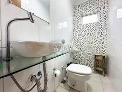 Sobrado com 3 Quartos à venda, 175m² no Jardim Guaraituba, Paranaguá - Foto 7