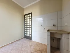 Casa com 3 Quartos para alugar, 99m² no Jardim Brasil, Maringá - Foto 16