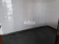 Casa com 3 Quartos à venda, 200m² no Custódio Pereira, Uberlândia - Foto 8