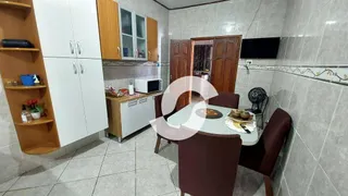 Casa com 3 Quartos à venda, 360m² no Santa Catarina, São Gonçalo - Foto 10