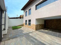 Casa com 3 Quartos à venda, 195m² no Jardim Nova Época, Araraquara - Foto 1