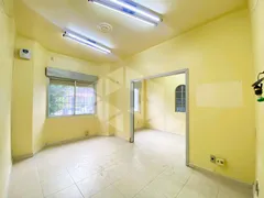 Casa com 2 Quartos para alugar, 162m² no Santa Cecília, Porto Alegre - Foto 4