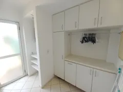 Casa com 4 Quartos para venda ou aluguel, 180m² no Mansões Santo Antônio, Campinas - Foto 10