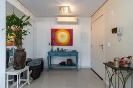 Apartamento com 2 Quartos à venda, 74m² no Passo da Areia, Porto Alegre - Foto 16