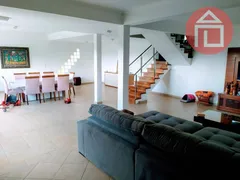 Casa com 4 Quartos à venda, 327m² no Lagos De Santa Helena, Bragança Paulista - Foto 15