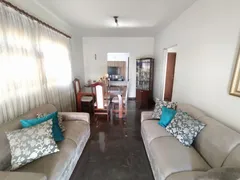 Casa com 3 Quartos para alugar, 200m² no Tabajaras, Uberlândia - Foto 6