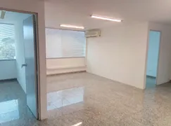 Conjunto Comercial / Sala à venda, 52m² no Bom Retiro, Curitiba - Foto 2