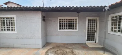 Casa com 3 Quartos à venda, 200m² no Vila Rezende, Goiânia - Foto 17