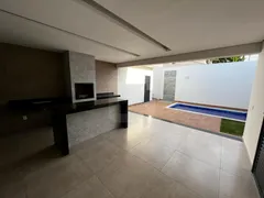 Casa com 3 Quartos à venda, 213m² no Jardim Karaíba, Uberlândia - Foto 9