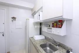 Apartamento com 2 Quartos à venda, 52m² no Teresópolis, Porto Alegre - Foto 11