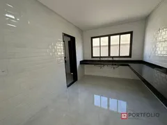 Casa de Condomínio com 4 Quartos à venda, 238m² no Residencial Goiânia Golfe Clube, Goiânia - Foto 10
